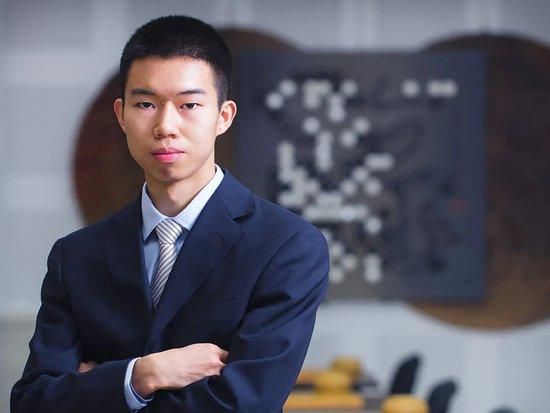 日本高清撒尿ass撒尿pk